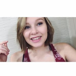 Meet your Posher, Anika