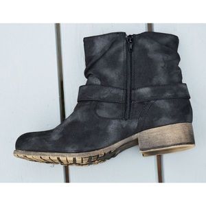 Jellypop Black Flat Ankle Booties