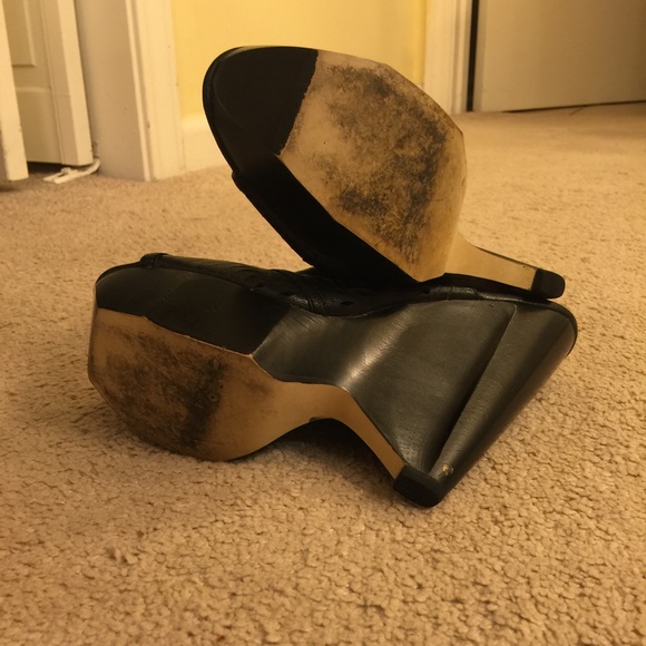 Bebe Heels - Picture 3 of 7