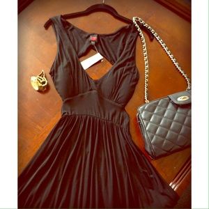 2B Bebe Black Shannen Cutout Maxi Dress never worn