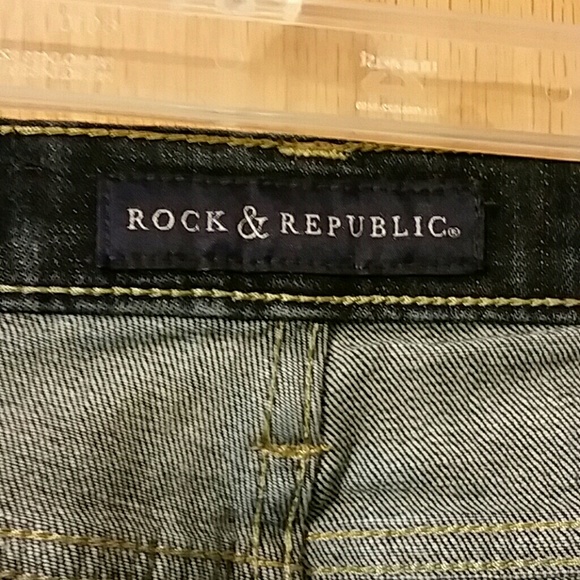 Jean - Picture 2 of 4