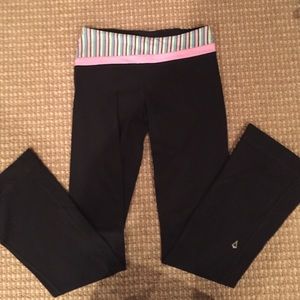 Ivivva athletica yoga pants
