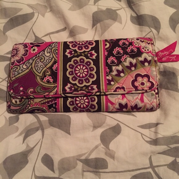 Vera Bradley Gallery Wallet