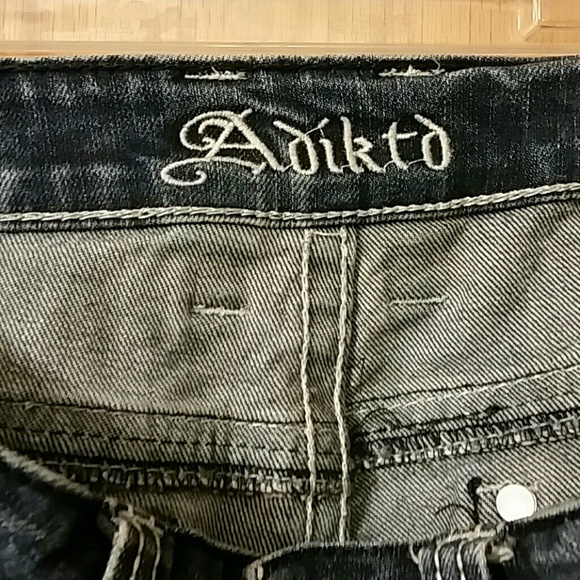 Jean - Picture 2 of 3