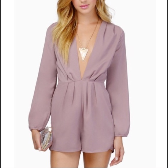 Tobi deep v romper - Picture 4 of 4