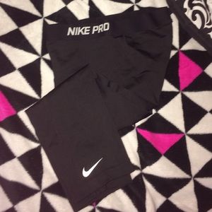 Nike leggings