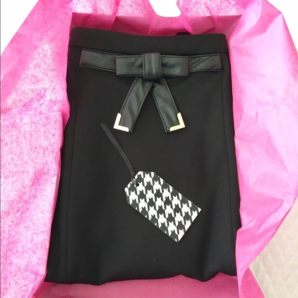 Meet your Posher, Julia - Picture 2 of 2