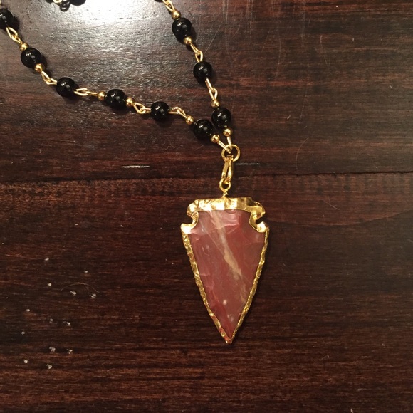 Black and gold beaded arrowhead necklace
