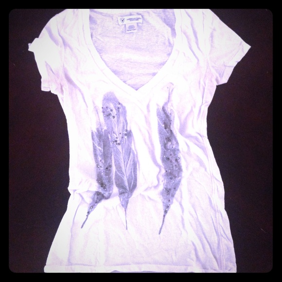 Rhinestone feather v-neck tee XS - Picture 1 of 4