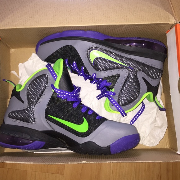 Lebron James Sneakers!!!!!