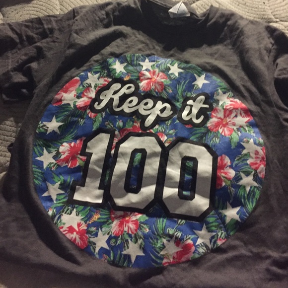 Men's t shirt