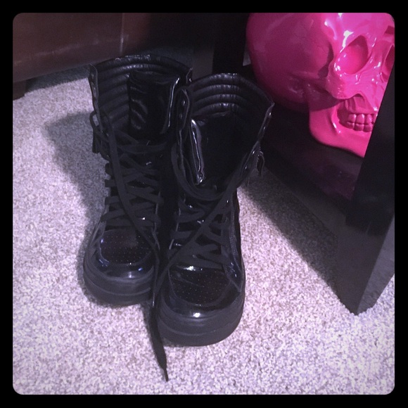 Jeffrey Campbell oil slick boots size 7.5
