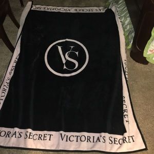 victoria's secret blanket
