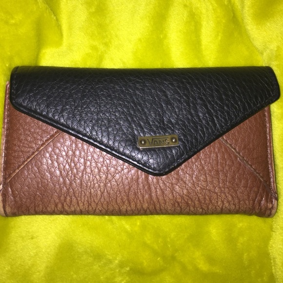 VANS wallet
