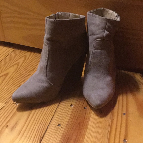 Camel colored booties