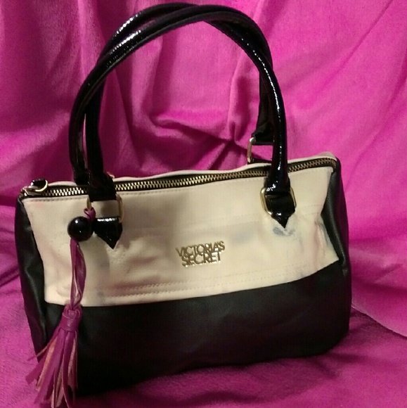 Victoria's Secret Handbag ?