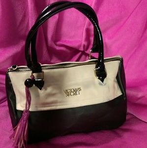 Victoria's Secret Handbag ?