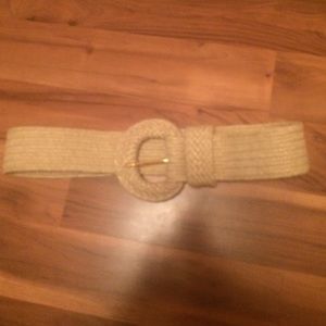 Lille Pulitzer straw color belt