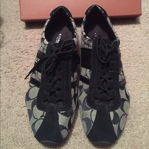 Remonna coach shoe