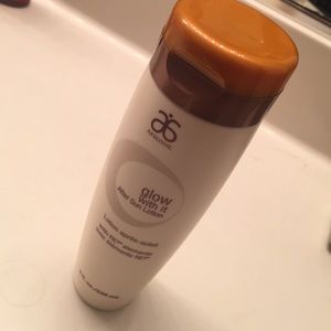 Arbonne RE9 after sun lotion