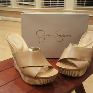 Jessica Simpson-Gemy