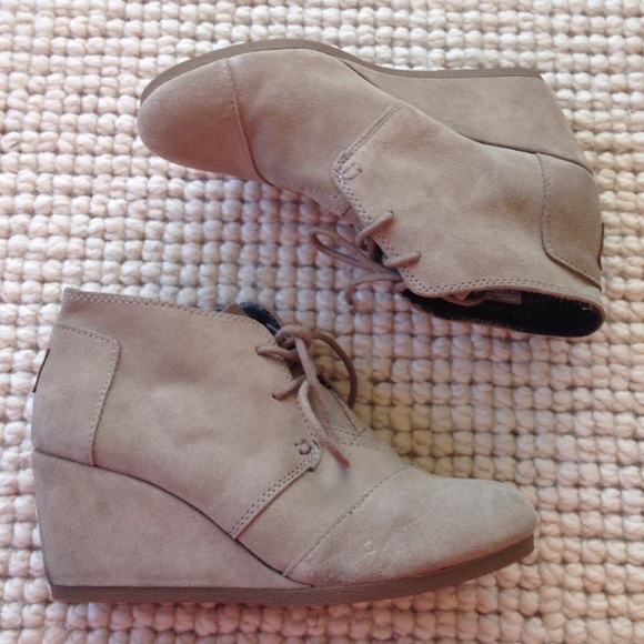 TOMS Shoes - TOMS Desert Wedge Booties 7.5
