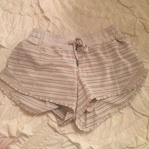 LULULEMON hotty hot shorts