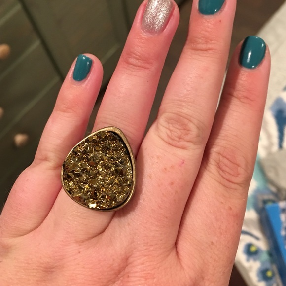 Bcbg gold stone ring