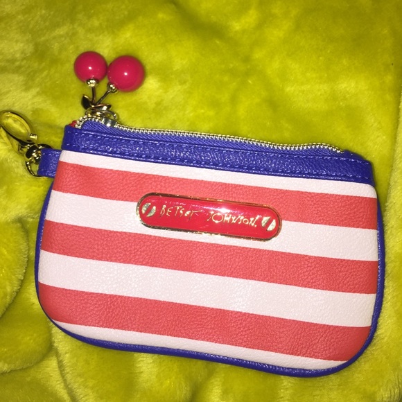 Super cute Betsey Johnson coin purse
