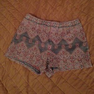 urban outfitters size 4 tapestry shorts