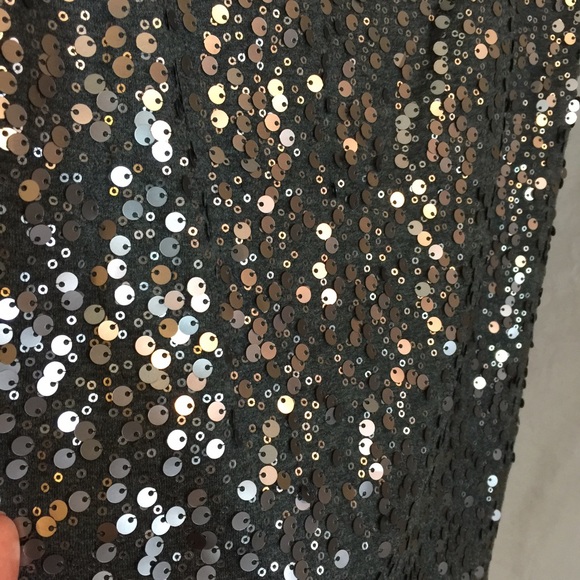 Sequin Tank Top - Picture 3 of 4