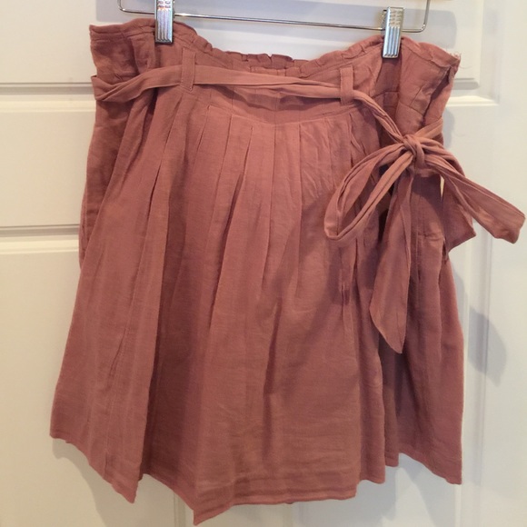 Old navy SZ 8 delicate rusty pink mini - Picture 1 of 3
