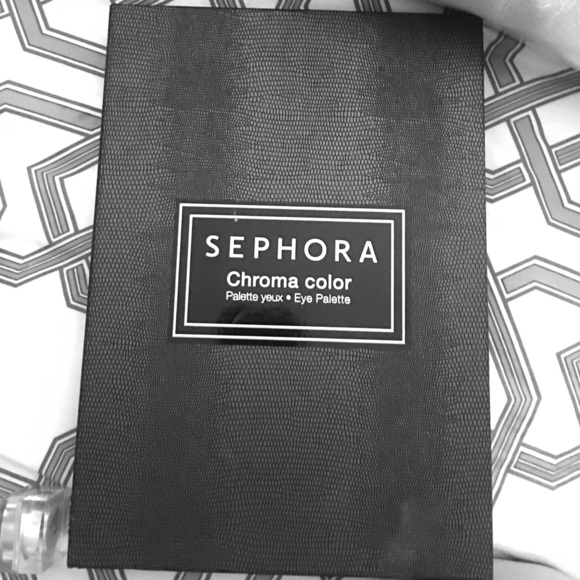 Sephora chroma color eye shadow palette