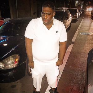 Meet your Posher, Tramava jb