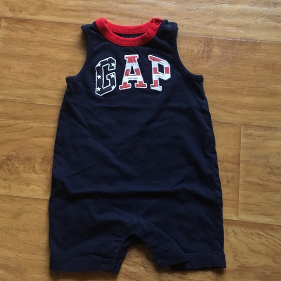 Gap One Piece - Picture 1 of 2