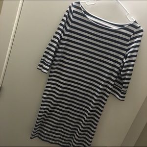 Lilly Pulitzer t-shirt dress size small