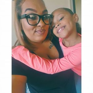 Meet your Posher, Victoria