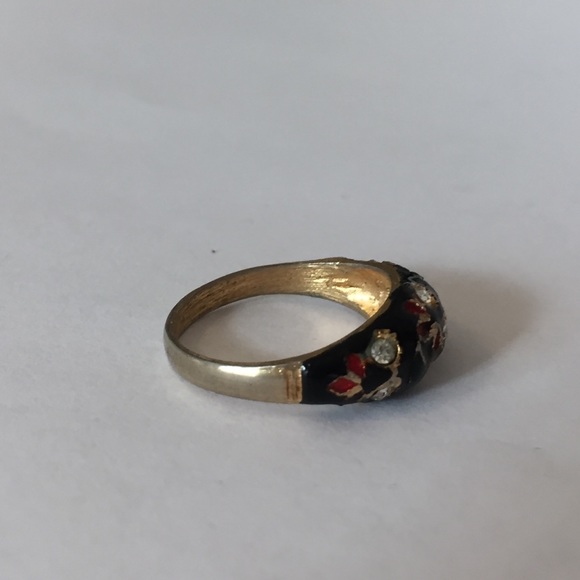 Antique Ring - Picture 4 of 4