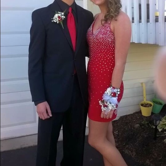 Gorgeous homecoming dress *price firm*