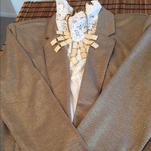Gold blazer ✨