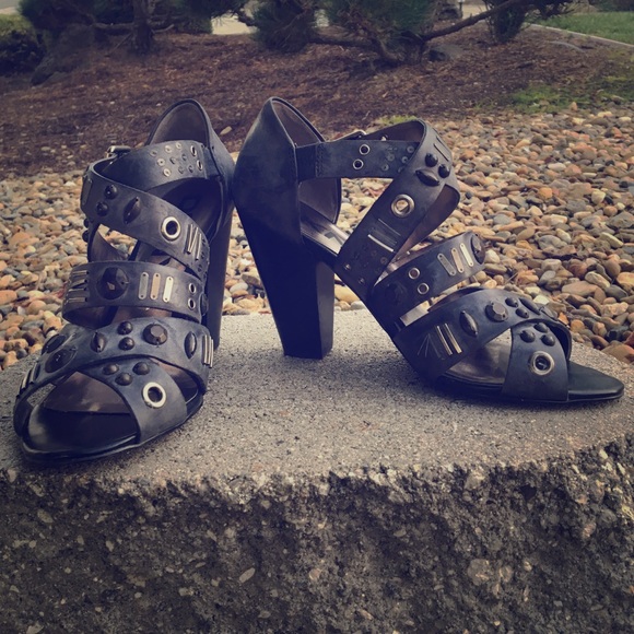 DKNY Studded Leather Heels 7.5 M
