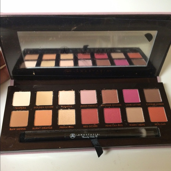 Modern Renaissance by Anastasia
