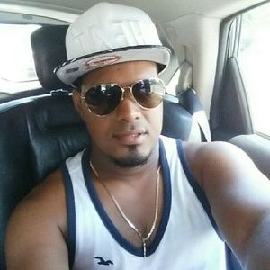 Meet your Posher, Noel