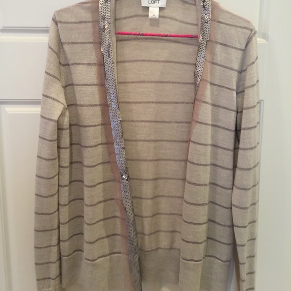 LOFT SZ M GREY AND CREAM CARDIGAN W/SEQUINS