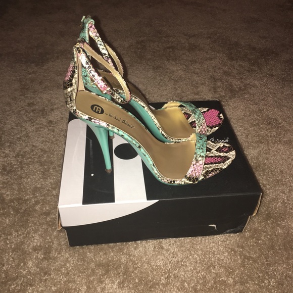Chic sandals