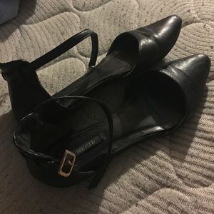 Sandals/flats