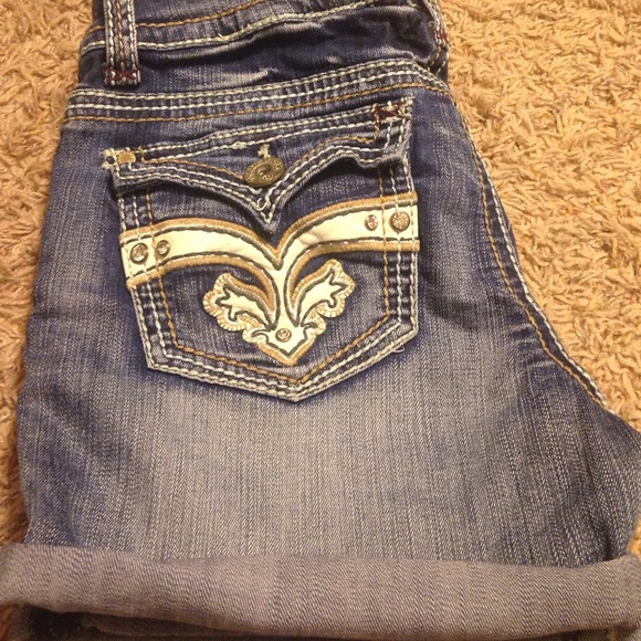 Trademark midi shorts - Picture 3 of 4