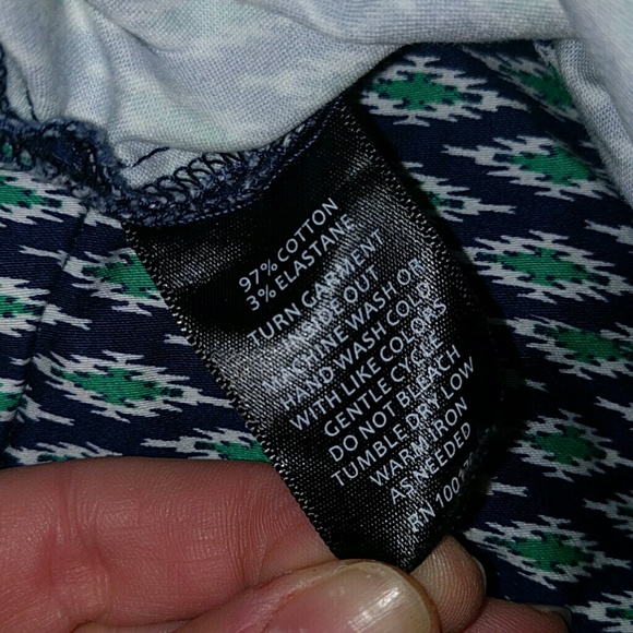 Shorts - Picture 4 of 4