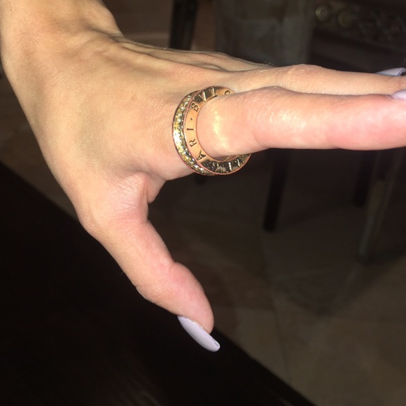 Ring - Picture 4 of 4