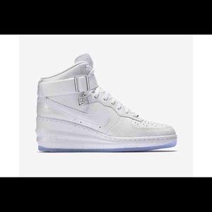 Nike womens lunar Air Force size 9